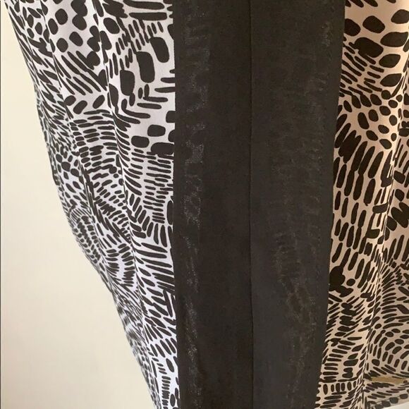 NWT Ellen Tracy B&W Tribal Print Top Size Large NEW WITH TAG - Picture 2 of 15